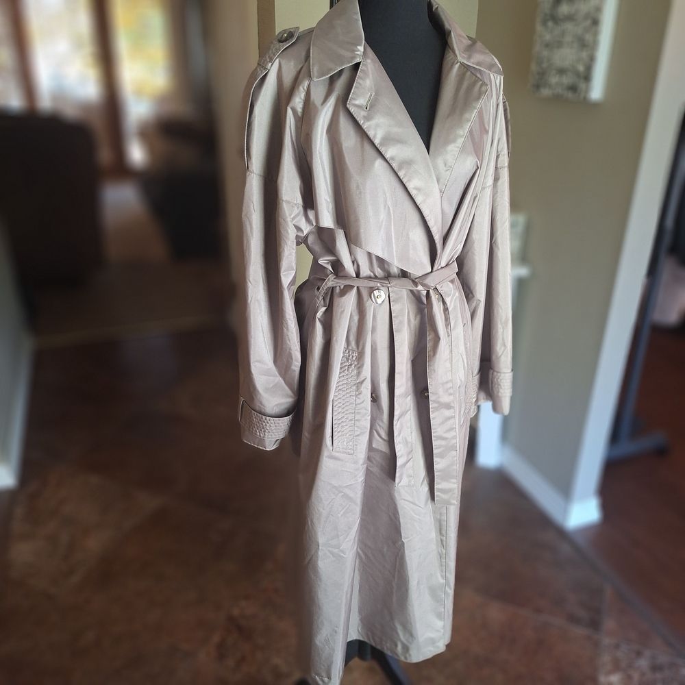 Vintage Women's Totes Classic Tan Taupe Trench Coat Belted L